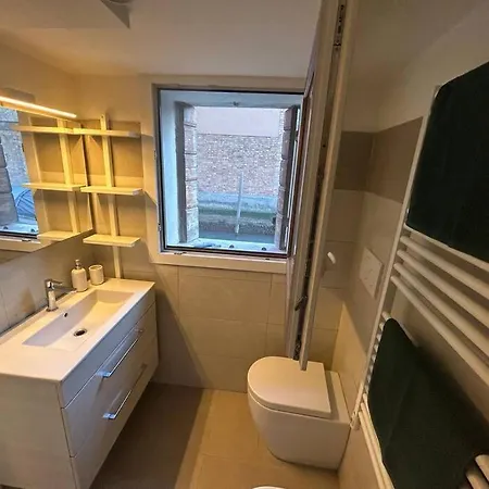 A Santa Croce Apartment *